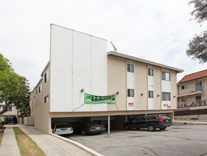 617 W Stocker St in Glendale, CA - Building Photo - Building Photo