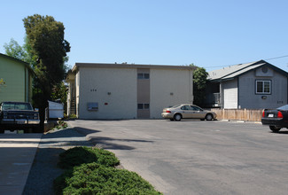 274 Madrona St in Chula Vista, CA - Building Photo - Building Photo