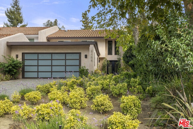 property at 2606 Claray Dr