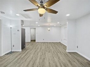 8611 Richmond Rd in Toano, VA - Building Photo - Building Photo