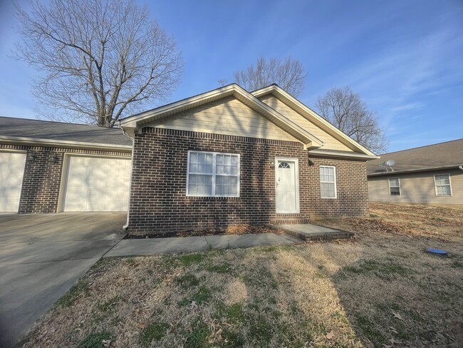 213 Wright Ave