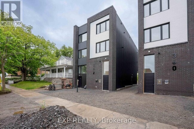 360-360 Lacasse Ave in Ottawa, ON - Building Photo - Building Photo