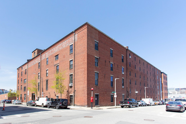 The Distillery in Boston, MA - Foto de edificio - Building Photo