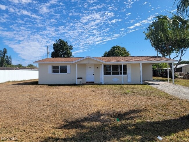 122 Texas Rd in Lehigh Acres, FL - Building Photo - Building Photo