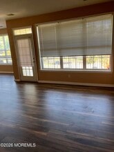 335 St Andrews Pl in Englishtown, NJ - Building Photo - Building Photo