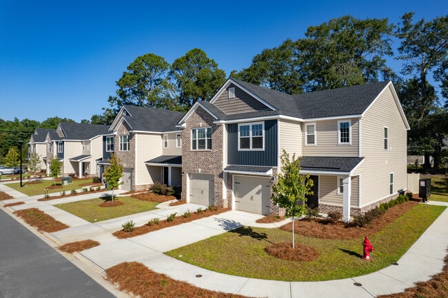 Hartford in Statesboro, GA - Foto de edificio - Building Photo