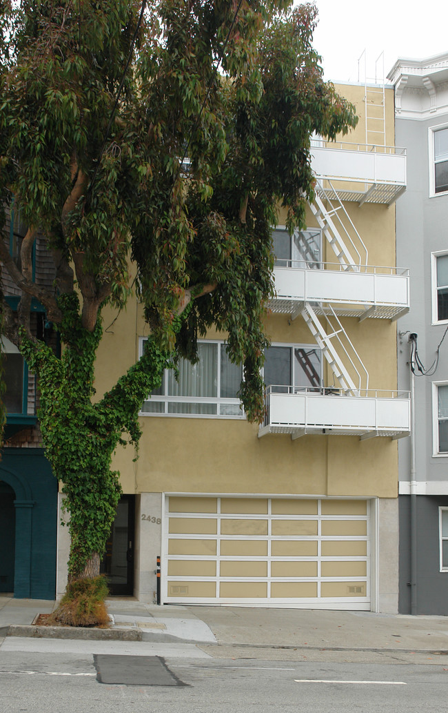 2438 Lake St in San Francisco, CA - Foto de edificio - Building Photo