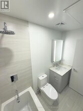 285 Dufferin St in Toronto, ON - Building Photo - Building Photo