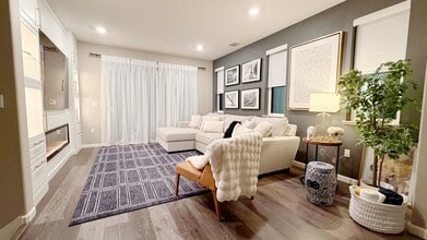 164 Agustin Narvaez St in San Jose, CA - Building Photo - Building Photo