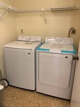 8827 SW 123rd Ct, Unit 408 in Miami, FL - Foto de edificio - Building Photo