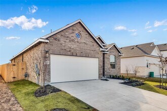 12513 Toucan Trail in Manor, TX - Building Photo - Building Photo