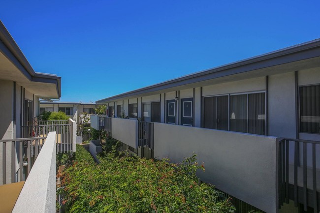 Ocean West Apartments in Torrance, CA - Building Photo - Building Photo