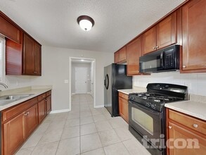 147 Peachtree Glen Dr in Ellenwood, GA - Building Photo - Building Photo