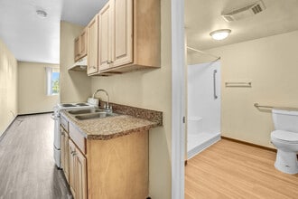 SOUTHERN HIGHLANDS in National City, CA - Building Photo - Building Photo