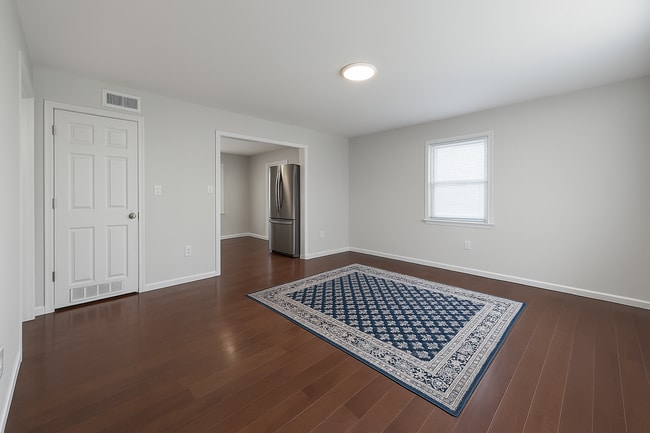771 Pearl Harbor St in Bridgeport, CT - Building Photo - Building Photo