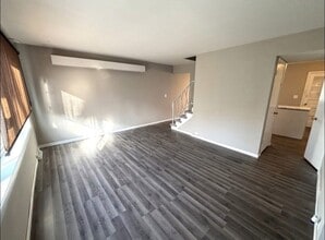 929 W North Ave, Unit A in Villa Park, IL - Building Photo - Building Photo
