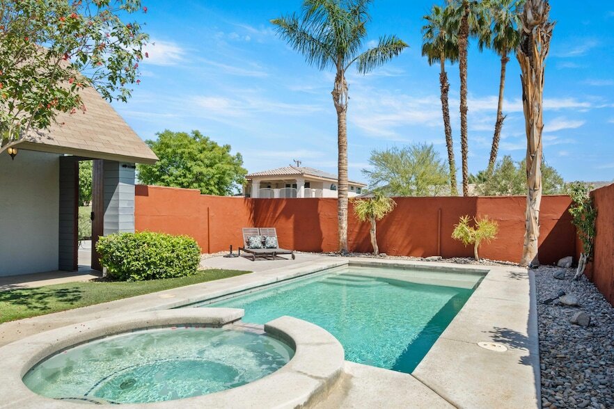 73425 San Nicholas Ave in Palm Desert, CA - Building Photo