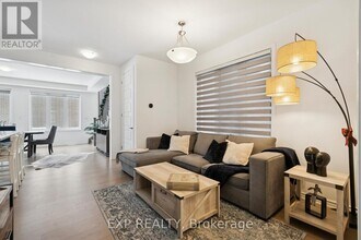 99 Mcbride Trl in Barrie, ON - Building Photo - Building Photo