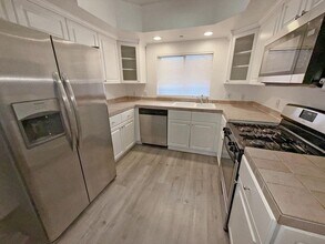 1270 Stoner Ave in Los Angeles, CA - Building Photo - Building Photo