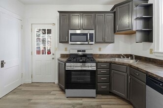 4016 Jamestown St in Cincinnati, OH - Building Photo - Building Photo