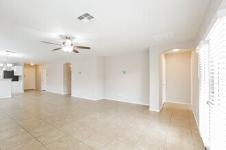 3429 S 95th Dr in Tolleson, AZ - Foto de edificio - Building Photo