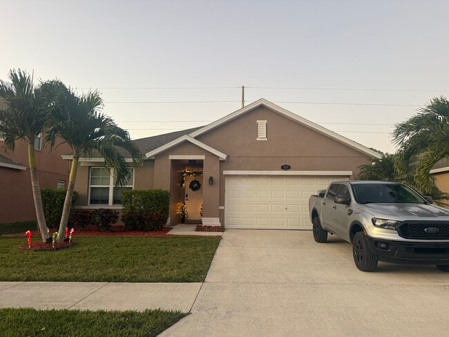 property at 1495 Lexington Square SW