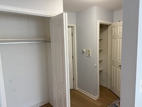 790 Lee St in Des Plaines, IL - Building Photo - Building Photo