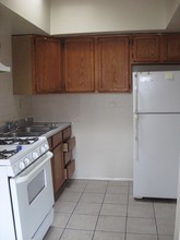 443 N Jackson St in Waukegan, IL - Foto de edificio - Building Photo
