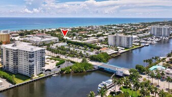 75 Venetian Dr in Delray Beach, FL - Building Photo