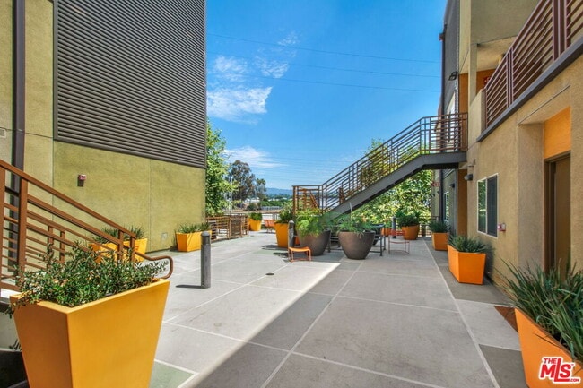 2974 Ripple Pl in Los Angeles, CA - Building Photo - Building Photo