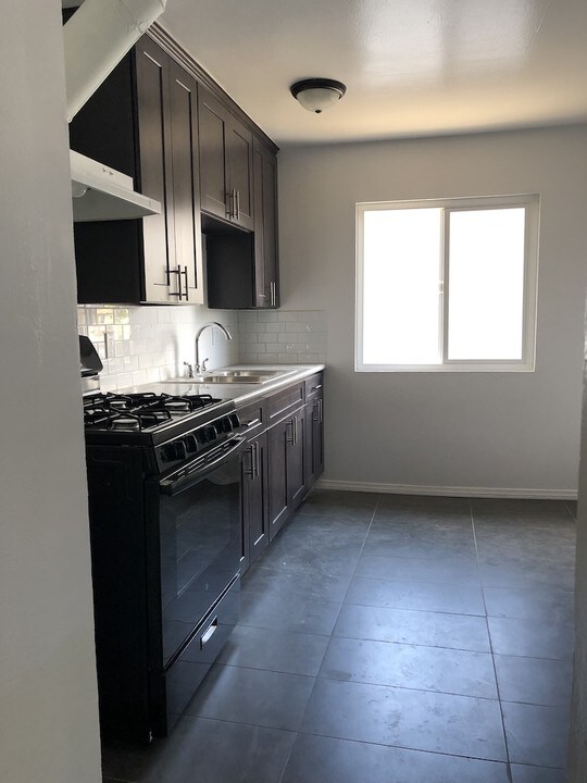4619 Twining St in Los Angeles, CA - Building Photo