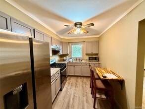 516 McLean Ave in Yonkers, NY - Building Photo - Building Photo