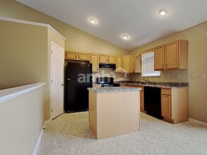 10713 Kelsey Dr in Independence, KY - Building Photo - Building Photo