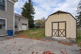 25 Garden Rd in Philadelphia, NY - Building Photo - Building Photo