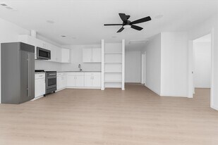 16016 Green Manor Dr in Humble, TX - Building Photo