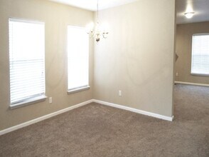5034 Ballantine Dr in Summerville, SC - Foto de edificio - Building Photo