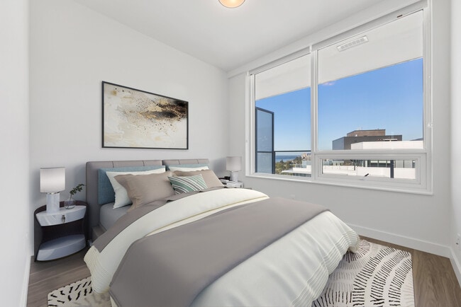 Gateway Residences - Park Royal in West Vancouver, BC - Building Photo - Building Photo