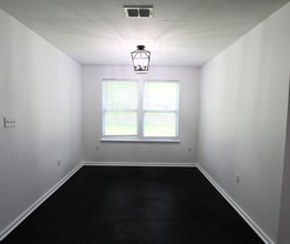 47 Graham Trail in Crawfordville, FL - Building Photo - Building Photo