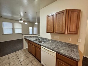 212 Chalmette Dr in Norman, OK - Building Photo - Building Photo