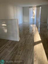3361 NW 85th Ave in Coral Springs, FL - Foto de edificio - Building Photo