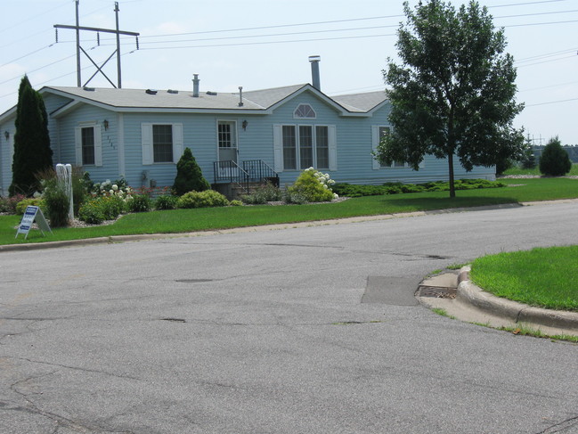 Cottage Grove in Cottage Grove, MN - Building Photo - Building Photo