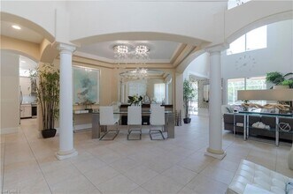 5655 Lago Villaggio Way in Naples, FL - Building Photo - Building Photo