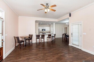 5218 Eastbay Dr in Baton Rouge, LA - Building Photo - Building Photo