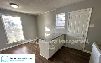 3366 Eastport Cove in Memphis, TN - Building Photo - Building Photo