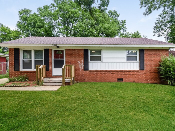 2855 Greenside Dr NW in Huntsville, AL - Building Photo