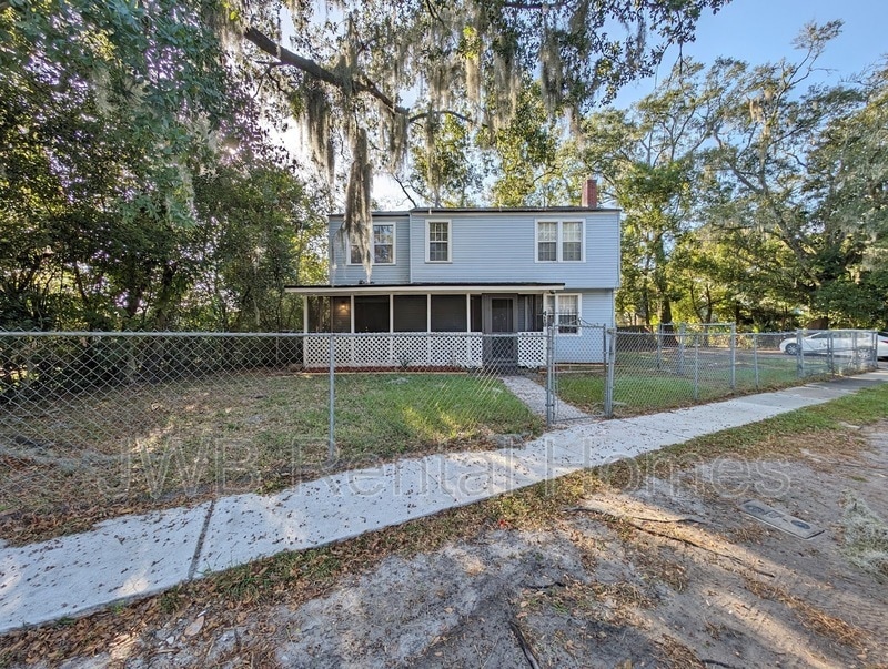 418 Sunset Dr in Jacksonville, FL - Building Photo