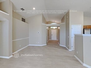 2515 Clareside Dr in Valrico, FL - Foto de edificio - Building Photo