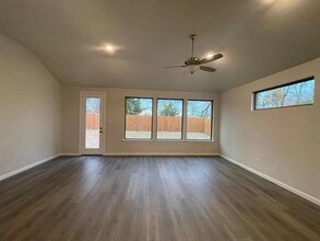 2015 Atlantic Ave in Anna, TX - Building Photo - Building Photo
