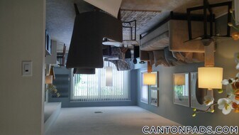 12 Waterfall Dr in Canton, MA - Building Photo