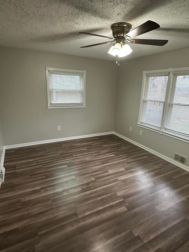 126 Allnutt Dr in Frankfort, KY - Building Photo - Building Photo